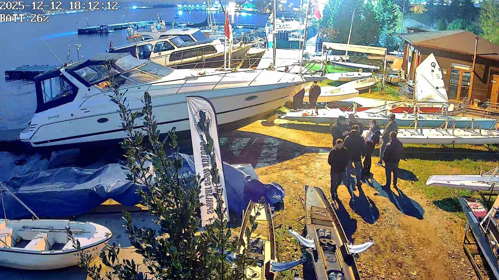 yelken kulubune kacak tekne operasyonu 3 eTs7dRWV