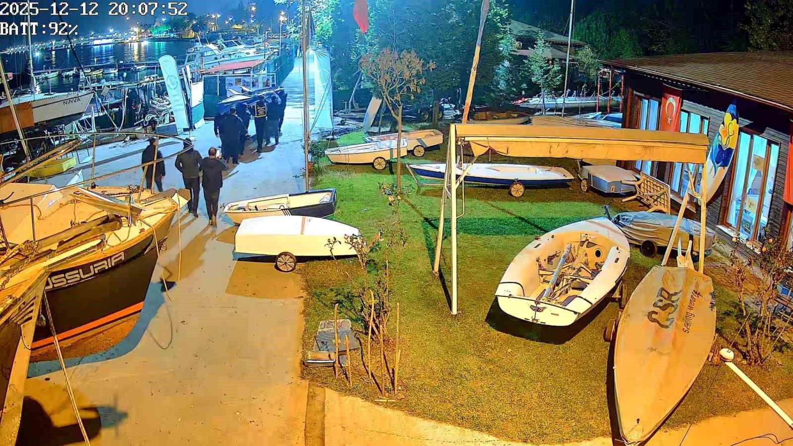 yelken kulubune kacak tekne operasyonu 4