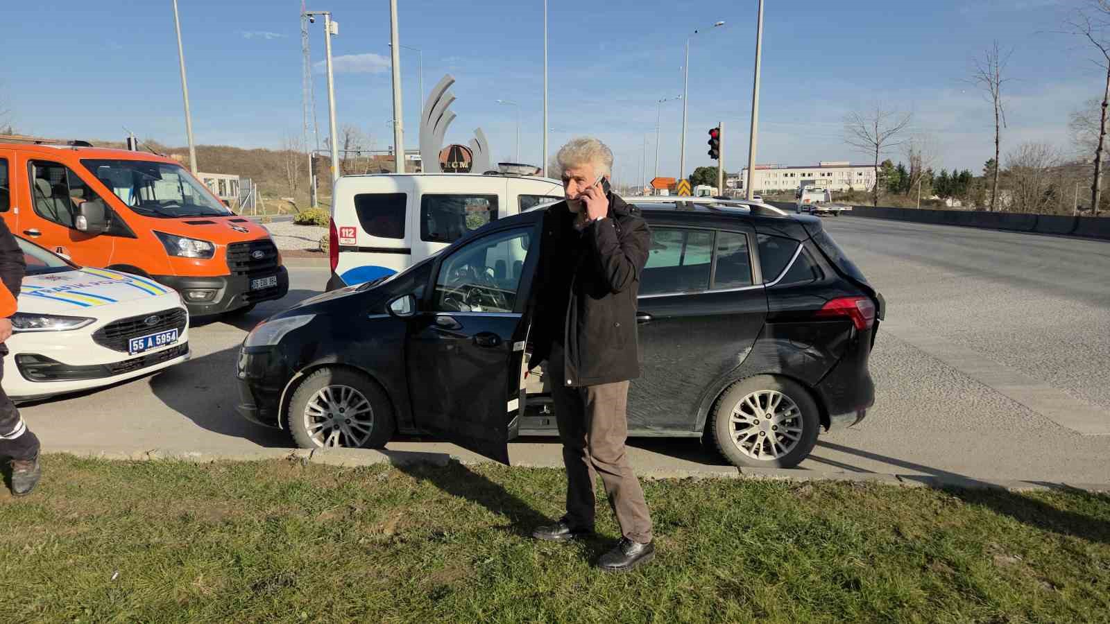 yeni aldigi araciyla kaza yapti 2 yarali 3