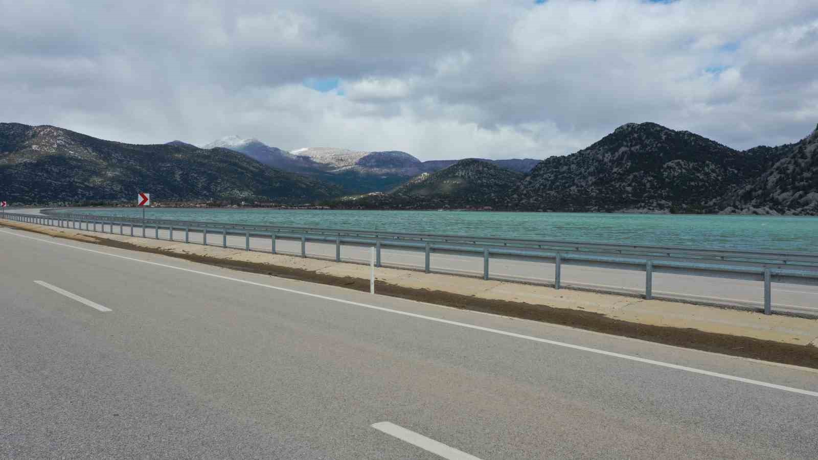 yeni antalya konya karayolu eynif ovasinin son hali dron ile goruntulendi 1 kyEnLLvB