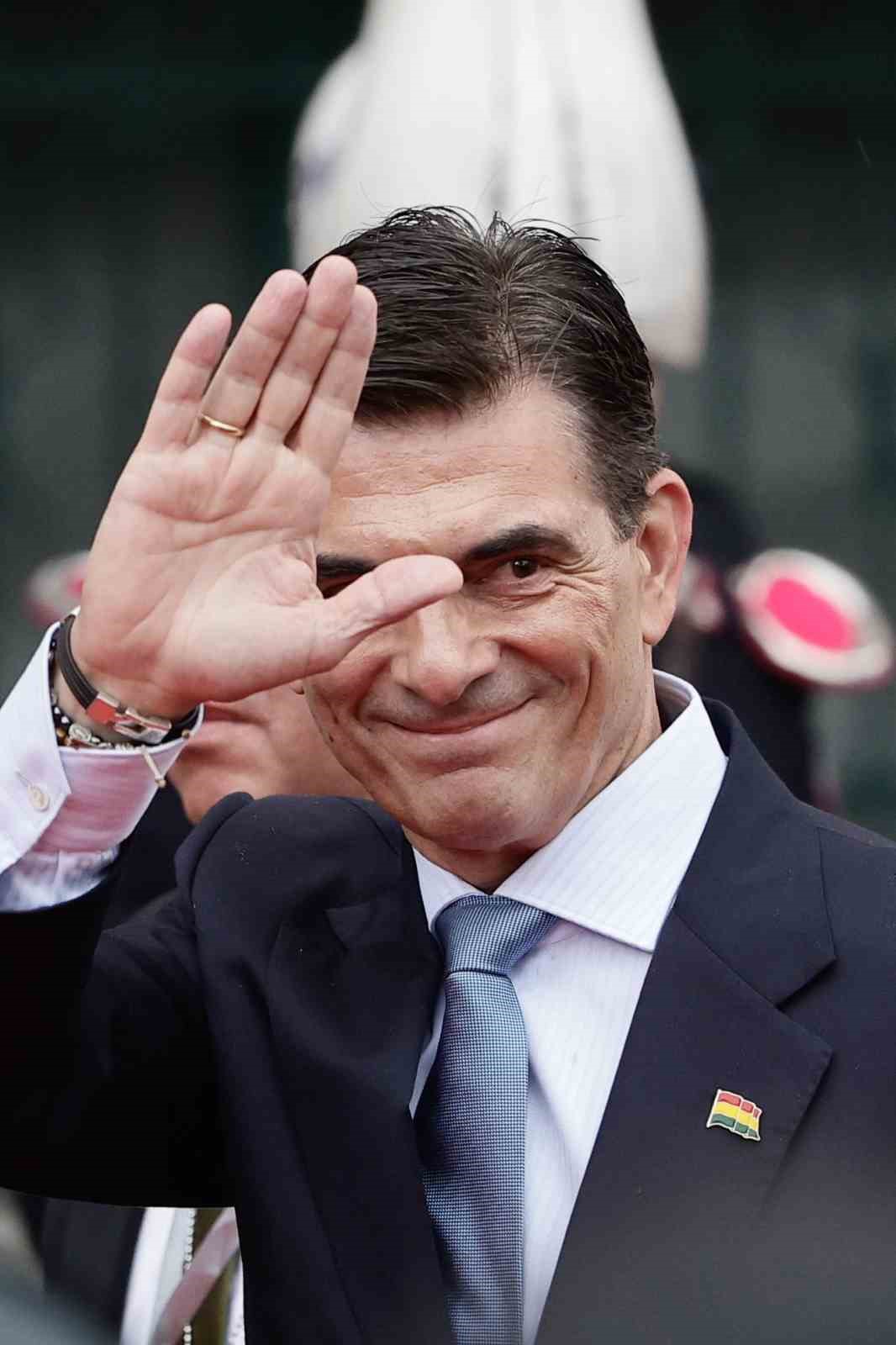 yeni bolivya devlet baskani paz yemin ederek goreve basladi 12 kPvjtXa6