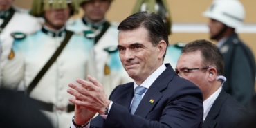 yeni-bolivya-devlet-baskani-paz-yemin-ederek-goreve-basladi-MNvEignI.jpg