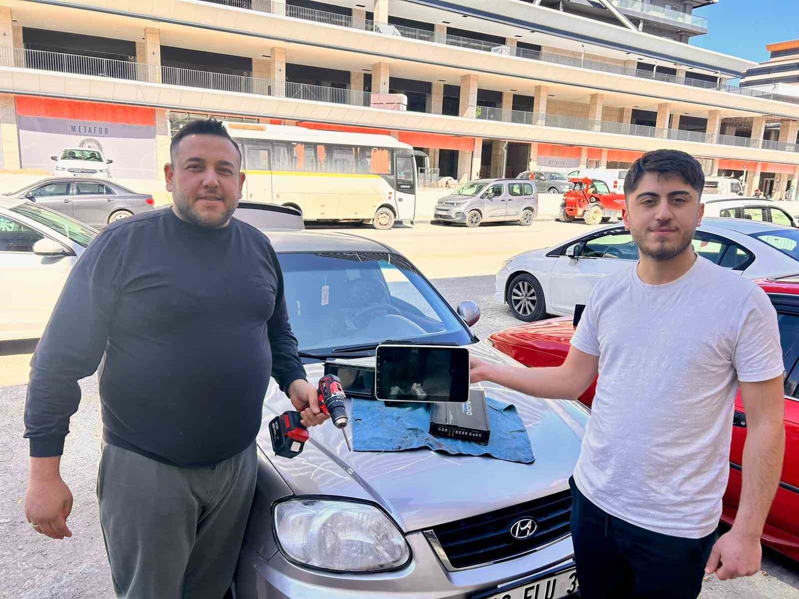yeni duzenleme kapsaminda ceza yemek istemeyen suruculer araclarindaki standart disi ses ve goruntu sistemlerini 7kqHf9R9