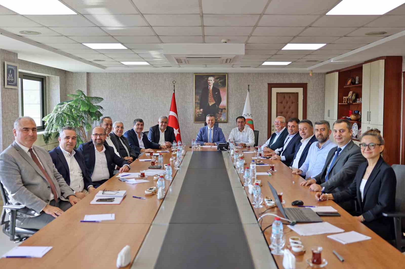 Yeni Hal Yasası Mersin’de şekilleniyor: Üç il tek ses, tek güç 5 yeni hal yasasi mersinde sekilleniyor uc il tek ses tek guc 1 ZQGk613p