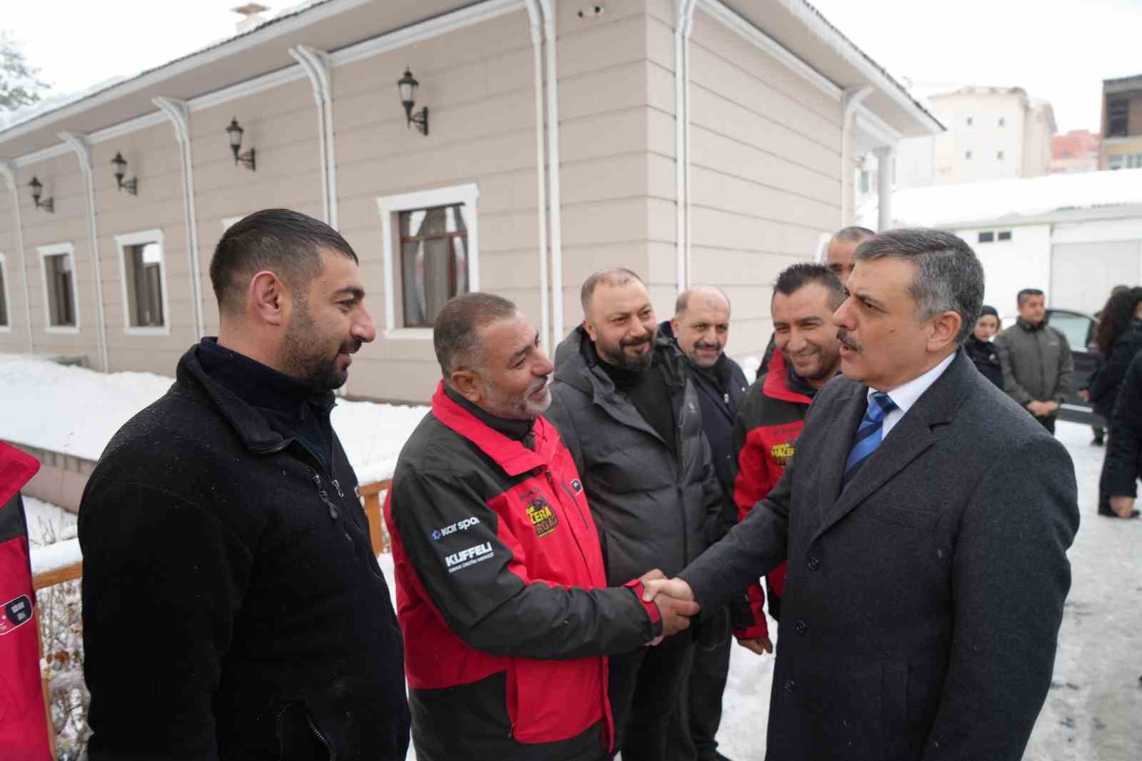 yeni icisleri bakani mustafa ciftci erzuruma veda etti 1 nB7T8Ndq