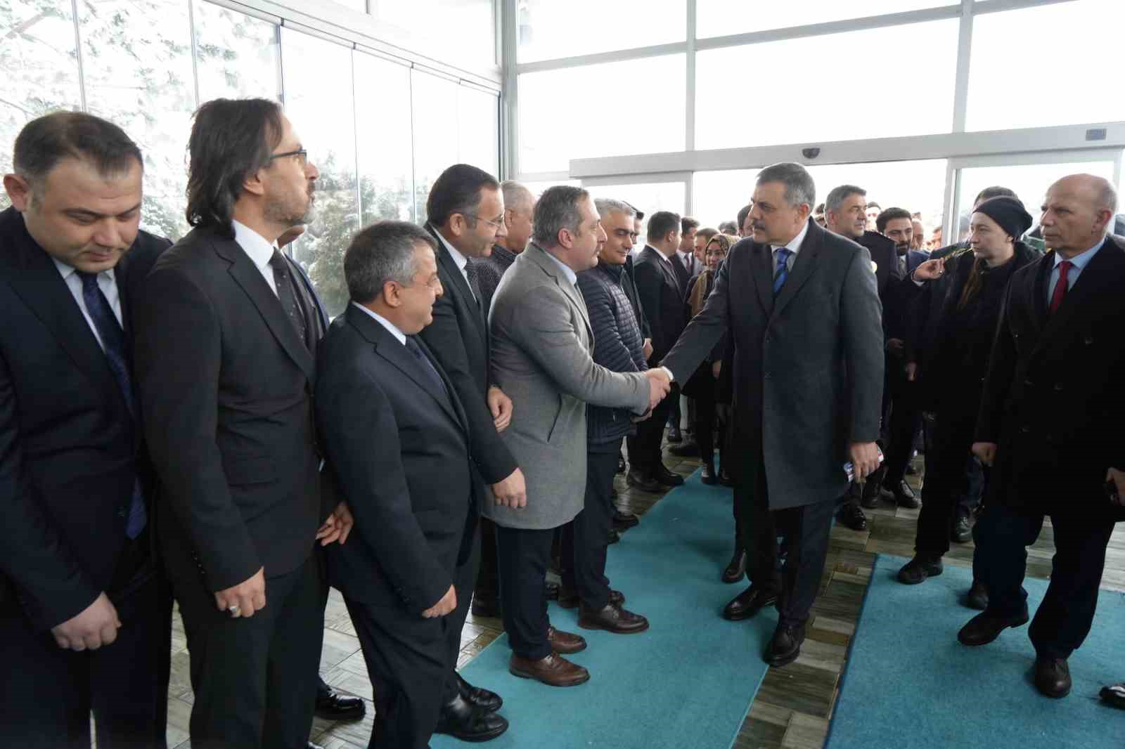 yeni icisleri bakani mustafa ciftci erzuruma veda etti 4 iWyTVE2k