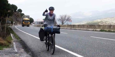 yeni-kulturleri-tanimak-icin-brezilyadan-cine-pedal-ceviriyor-M87q6Zrp.jpg