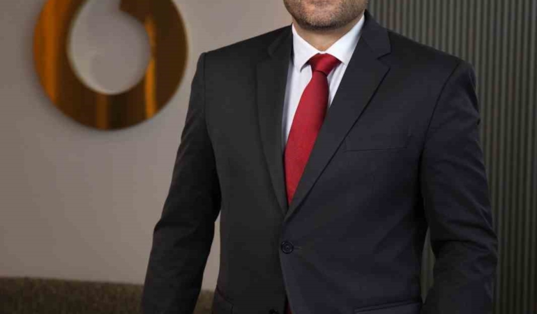 yeni-nesil-donanim-ve-akilli-ag-yazilimiyla-daha-verimli-ve-dayanikli-5g-sebekeleri-2HfbRsDa.jpg