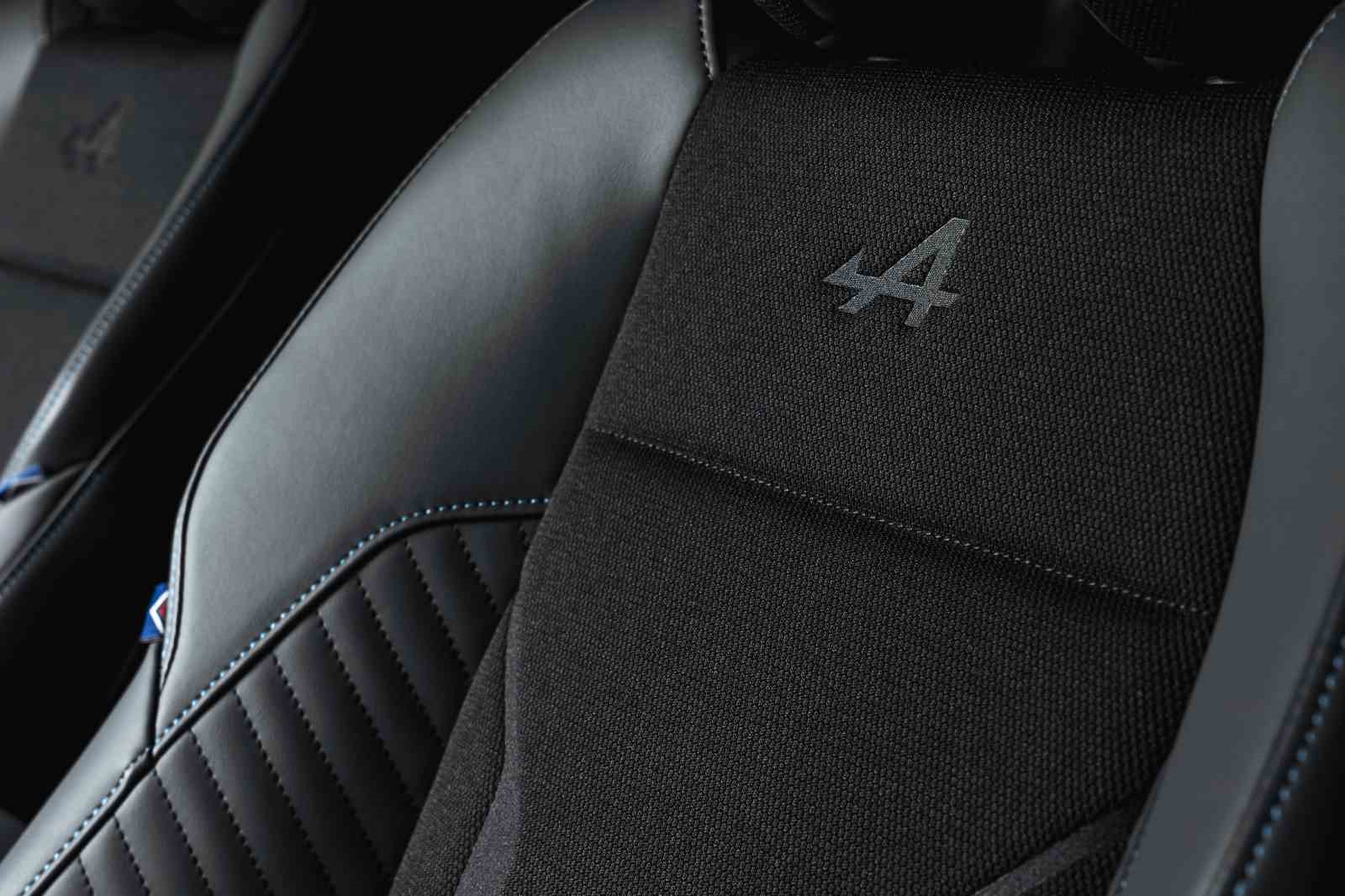 Yeni Renault Megane E-Tech Elektrikli bu yılın son çeyreğinde Türkiye’de satışa sunulacak 9 yeni renault megane e tech elektrikli bu yilin son ceyreginde turkiyede satisa sunulacak 5 GekMOMn7