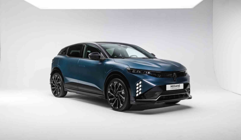 yeni-renault-megane-e-tech-elektrikli-bu-yilin-son-ceyreginde-turkiyede-satisa-sunulacak-mYRGBMfG.jpg
