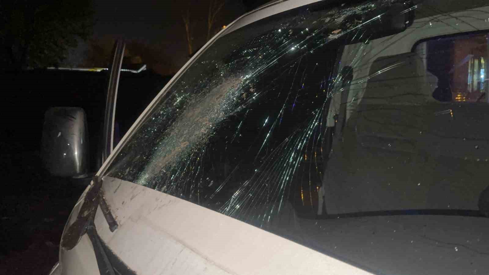 yeni tasindiklari eve husumetlileri geldi 14 yasindaki cocuk silahla vuruldu 3 7p4uBfjz