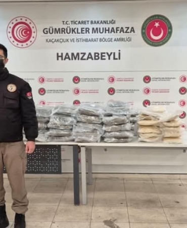 yeni-yil-oncesi-sinir-kapilarinda-dev-uyusturucu-operasyonu-KFka1AIY.jpg