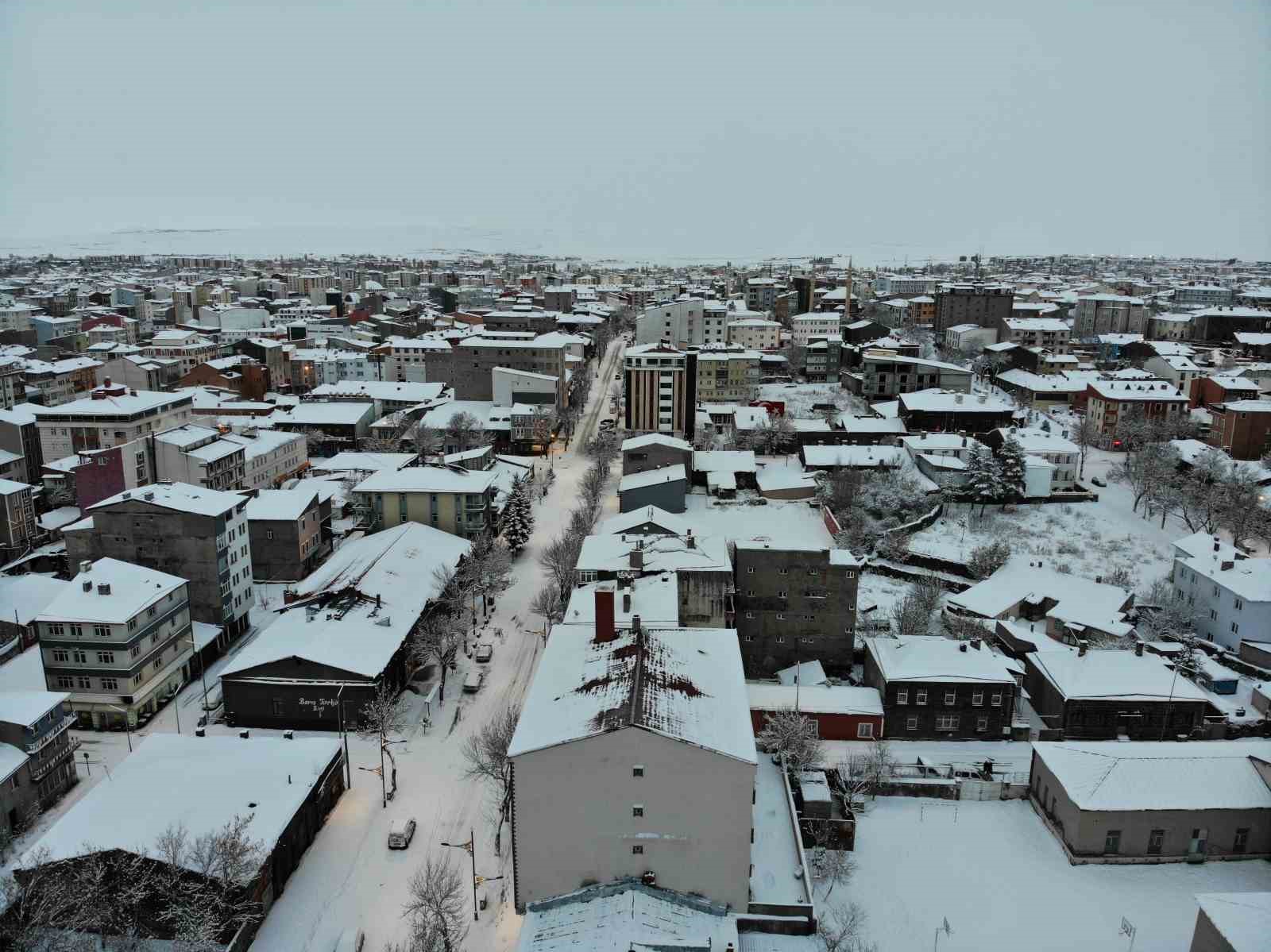 yeniden beyaza burunen kars havadan goruntulendi 2