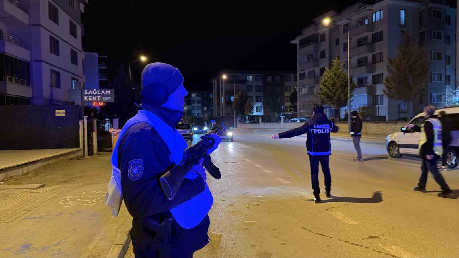 yenisehirde bayram arifesi huzur ve guven uygulamasi 1 wZNLAcIt