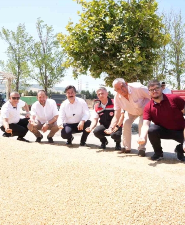 yenisehirde-bugday-alimlari-basladi-baskan-ercan-ozelden-ureticiye-tam-destek-wrupkD6k.jpg