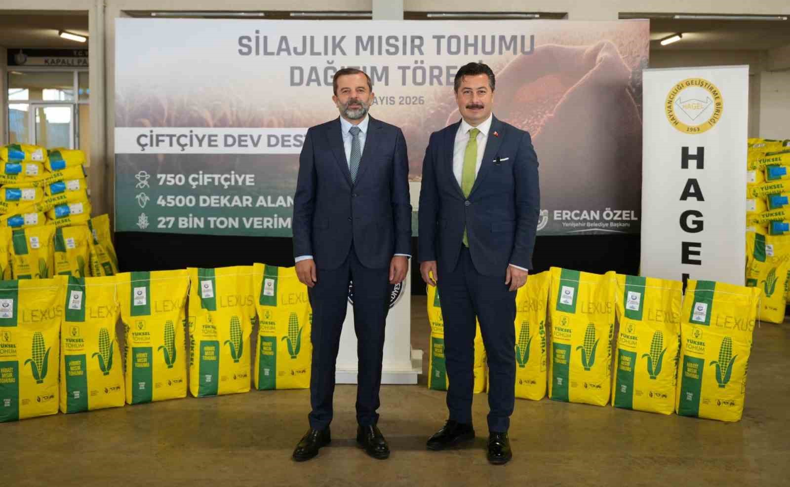 yenisehirde ureticiye dev destek 750 ciftciye silajlik misir tohumu dagitildi 1 73XzXpjZ
