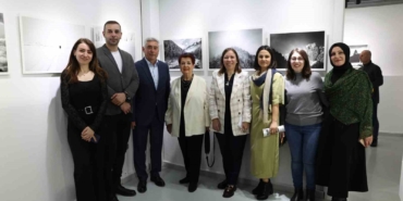 yerle-gok-arasinda-sergisi-fotograf-muzesinde-kapilarini-acti-aNkM7Q4V.jpg