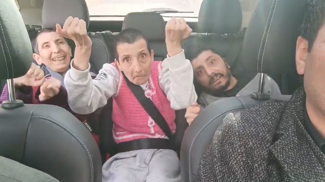 yerli ve milli otomobile binmek isteyen uc engelli kardesin istegi karsiliksiz kalmadi 2 f4mqYF6g