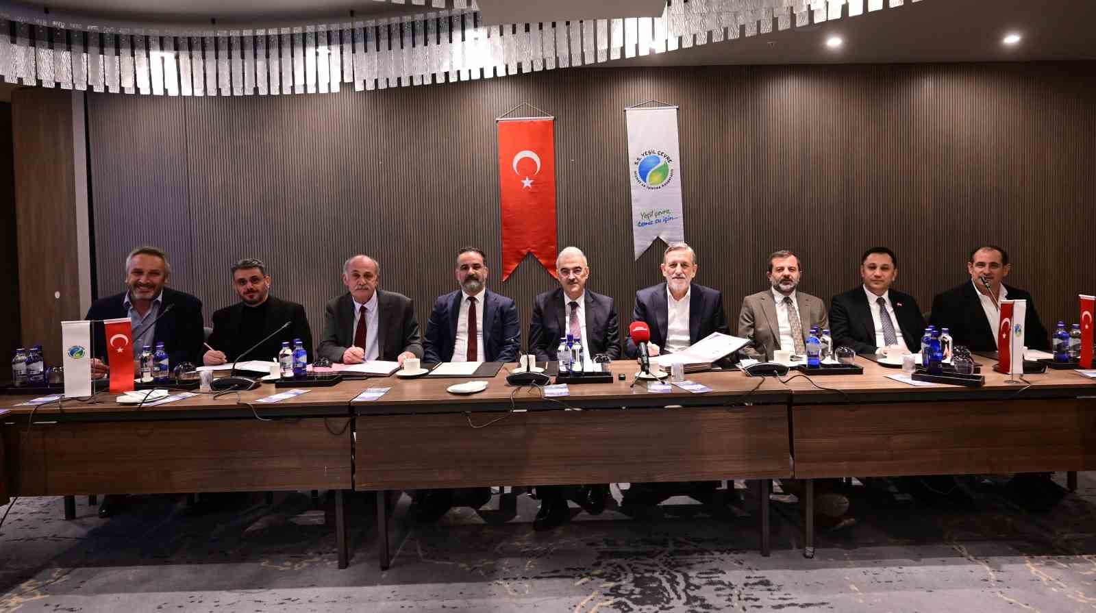 yesil cevreden bursa sanayisinin gelecegi icin tarihi imza 2 vqJ7s73c