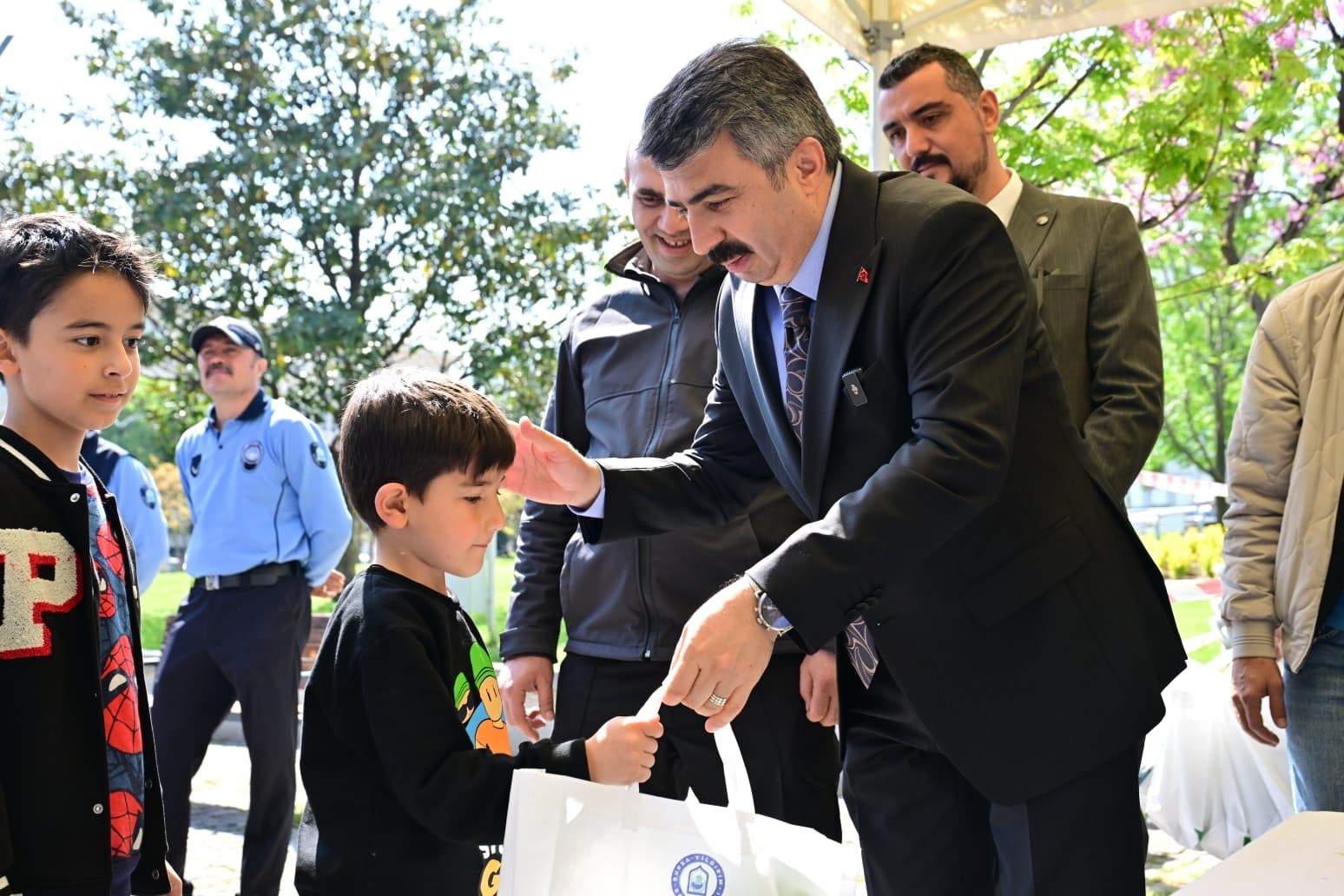 yesil gelecek yildirimda filizlendi 2 FVmPrHJs