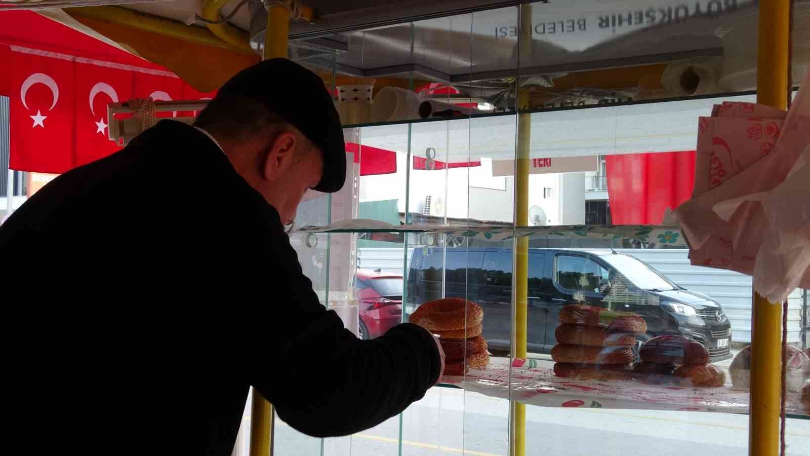 Yeşilçam’dan simit tezgahına 10 yesilcamdan simit tezgahina 6 FYA4112B