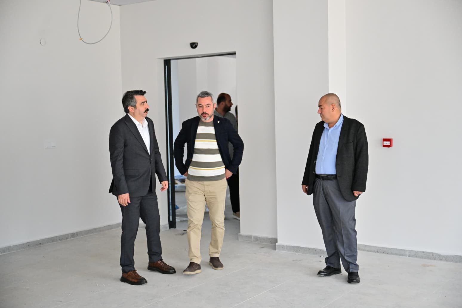 yigitler mahallesinde yapimi suren makbule tevfik yildirim engelsiz yasam merkezinde calismalar yuzde 92 oraninda tamamlandi hkpP2eiS