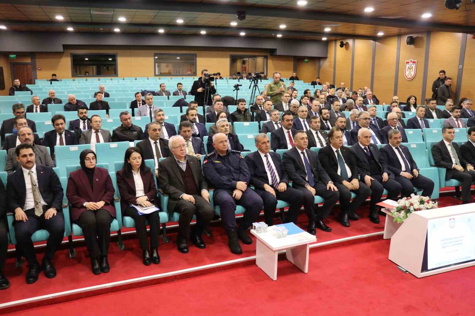 yilan hikayesinde sona yaklasildi sonbahardan once bitmesi hedefleniyor 6 D9H2YksO