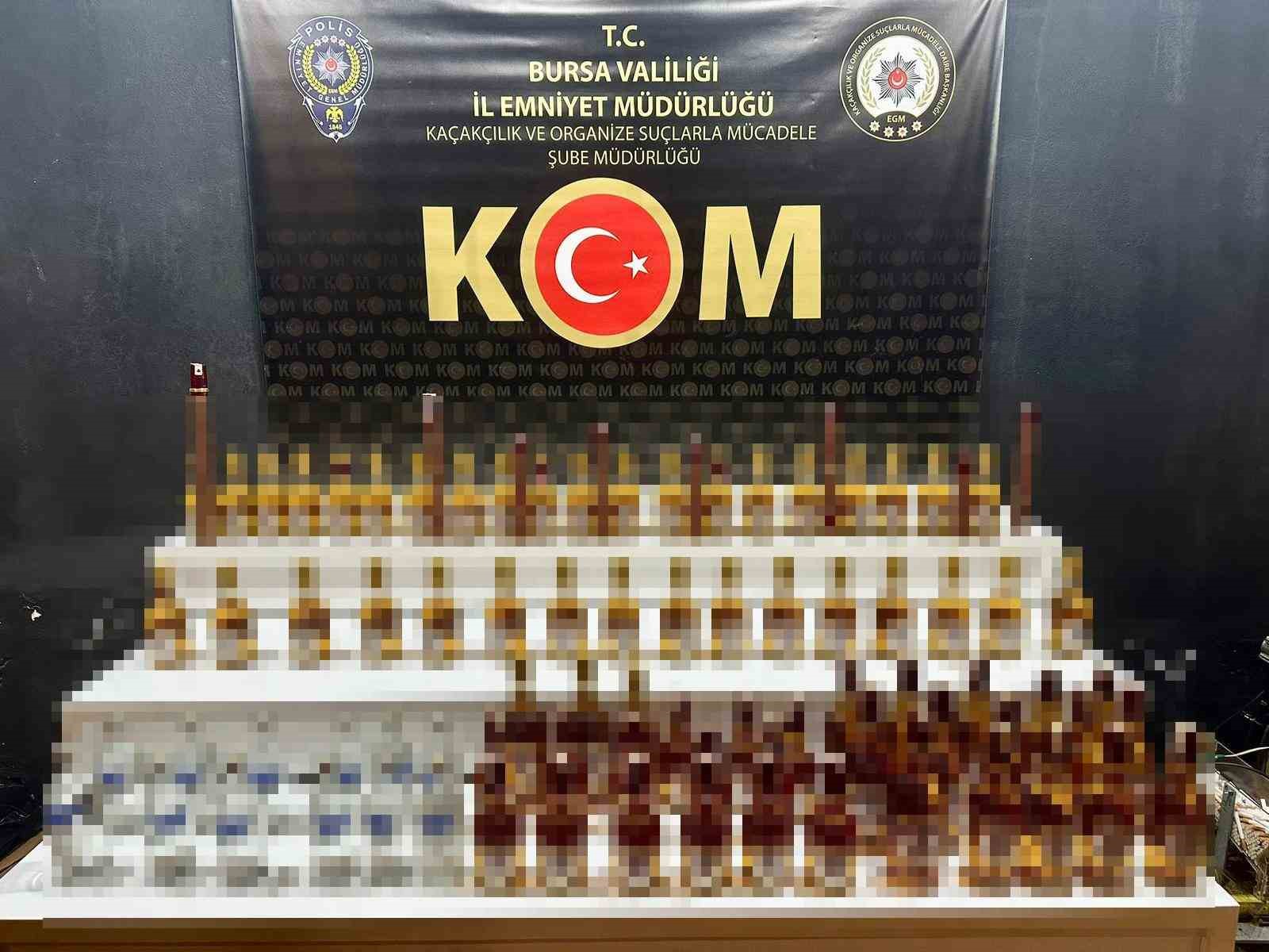 yilbasi oncesi bursa polisinden es zamanli sahte alkol denetimi 1 RmN1VvTJ