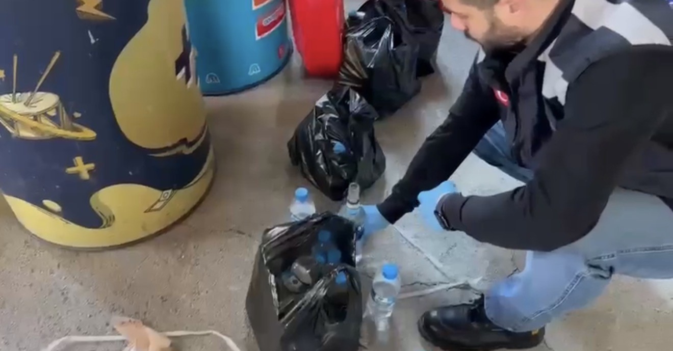 yilbasi oncesi sahte alkollu icki ele gecirildi 3 kcimA6p4