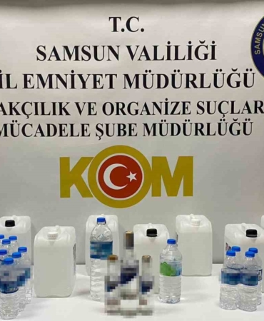yilbasi-oncesi-sahte-alkollu-icki-ele-gecirildi-sdgr56FR.jpg