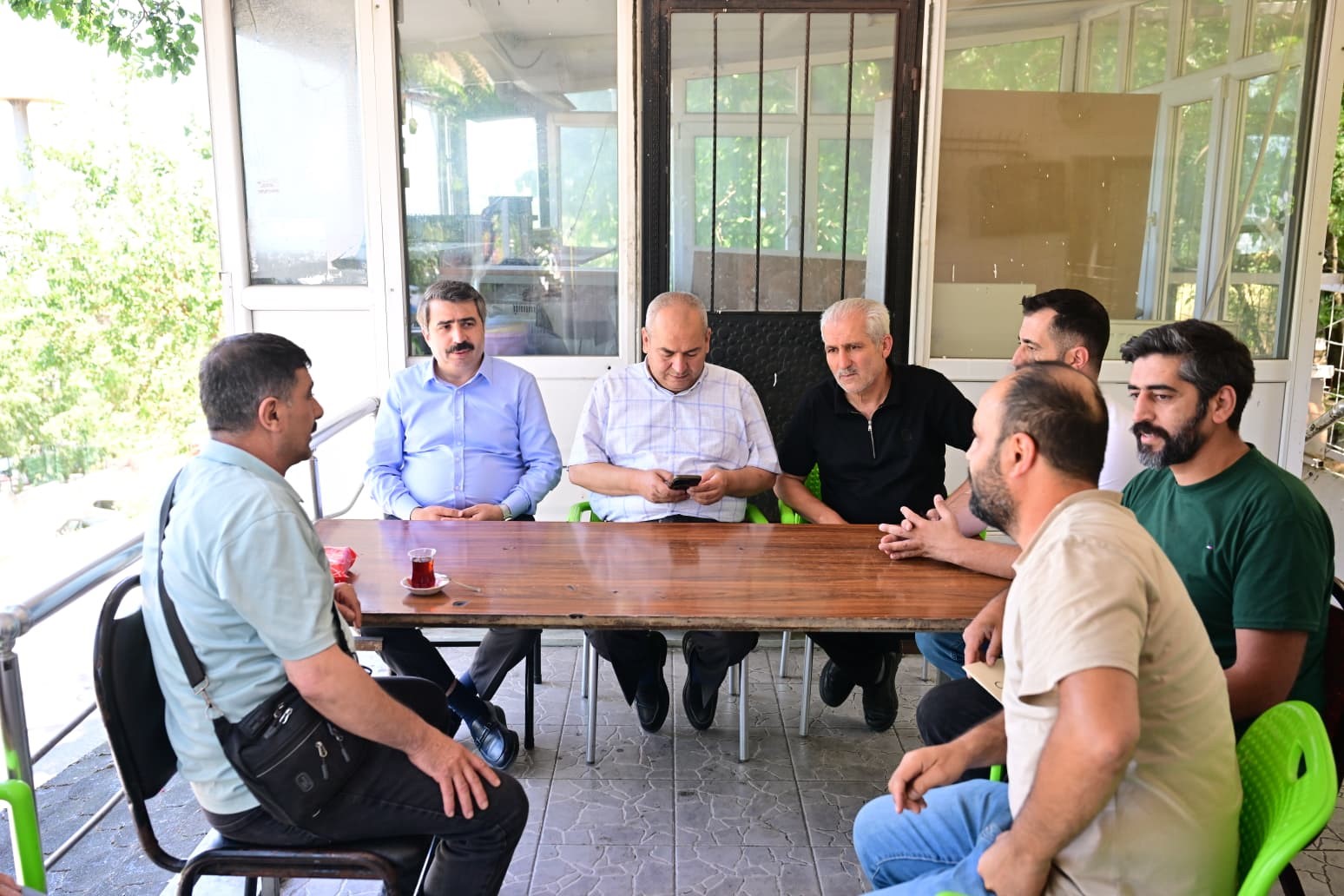 Yıldırım Belediye Başkanı Oktay Yılmaz, Teleferik Mahallesi’nde esnafla bir araya geldi 5 yildirim belediye baskani oktay yilmaz teleferik mahallesinde esnafla bir araya geldi 1 BlaU3YiF