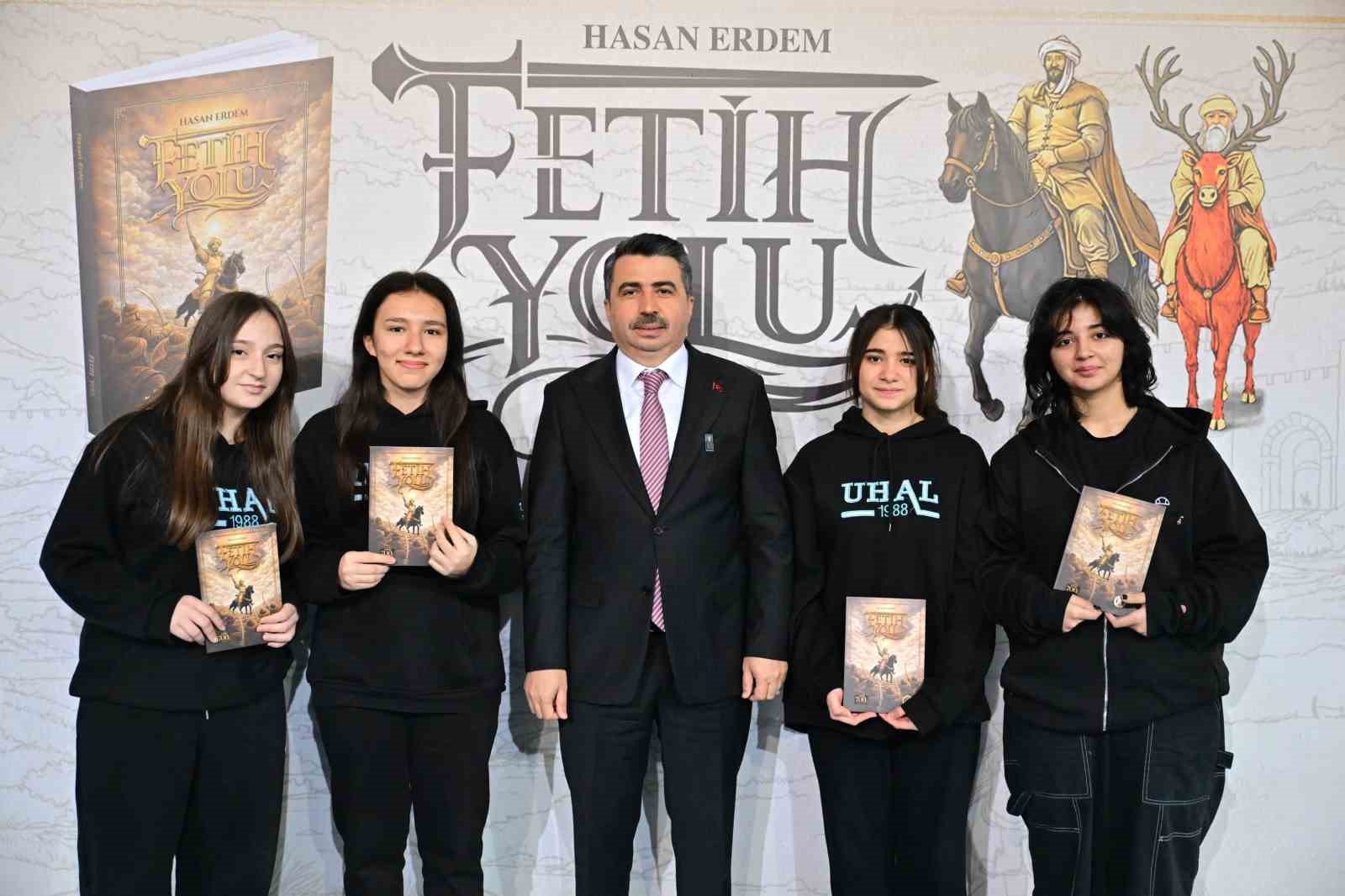 yildirim belediyesi fethin kitabini yazdi 1 QKUYIPlM