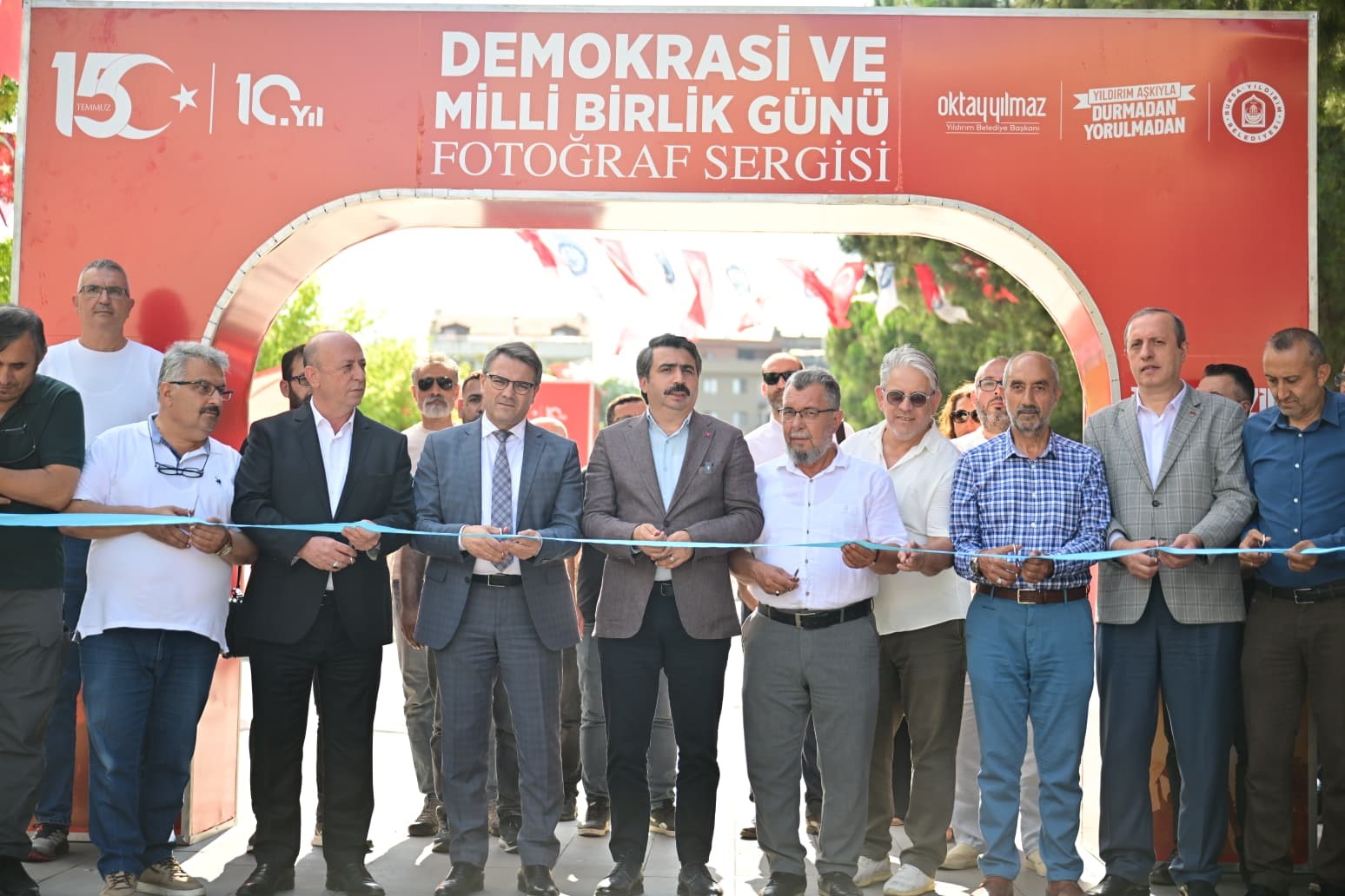 Yıldırım’da 15 temmuz ruhu fotoğraf sergisiyle yaşatılıyor 5 yildirimda 15 temmuz ruhu fotograf sergisiyle yasatiliyor 1 d1LkXgcZ