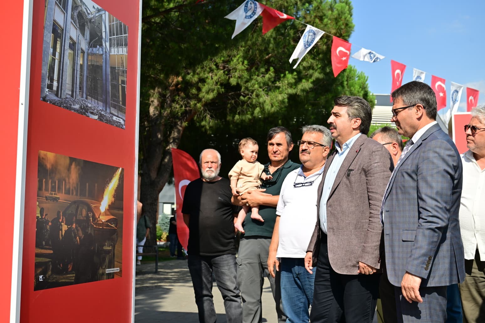 Yıldırım’da 15 temmuz ruhu fotoğraf sergisiyle yaşatılıyor 7 yildirimda 15 temmuz ruhu fotograf sergisiyle yasatiliyor 3