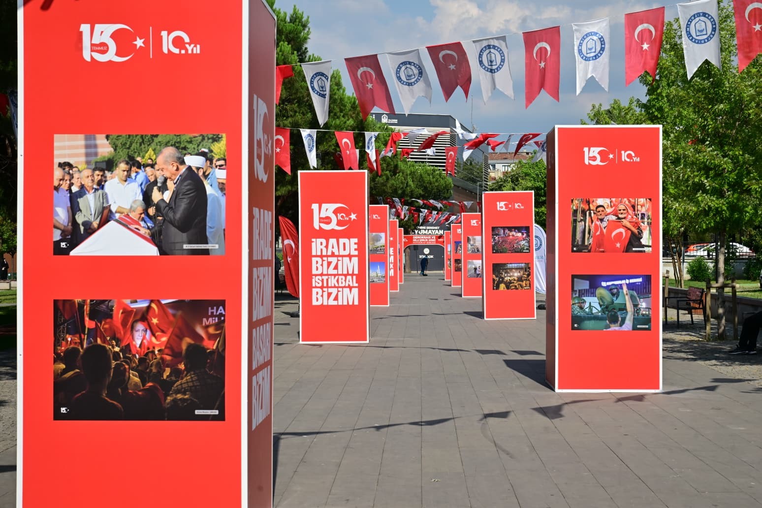 Yıldırım’da 15 temmuz ruhu fotoğraf sergisiyle yaşatılıyor 8 yildirimda 15 temmuz ruhu fotograf sergisiyle yasatiliyor 4 HBIuKNvq