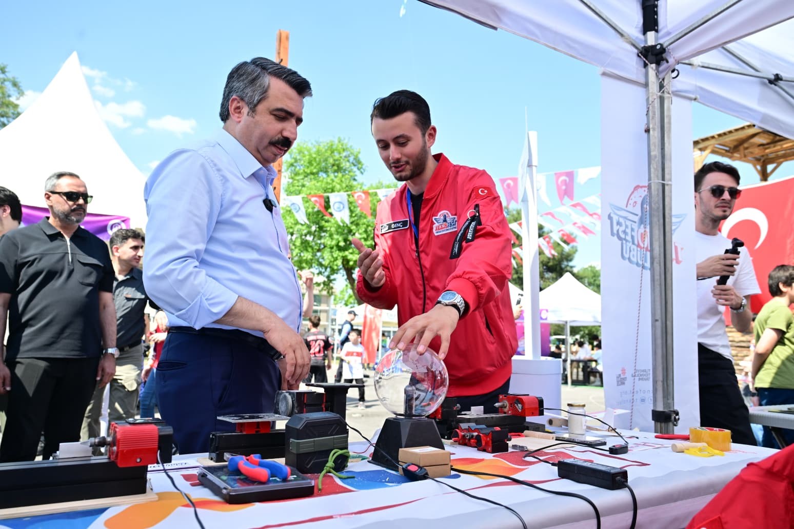 yildirimda bilim ve teknoloji ruzgari 0 IQYqnJjm