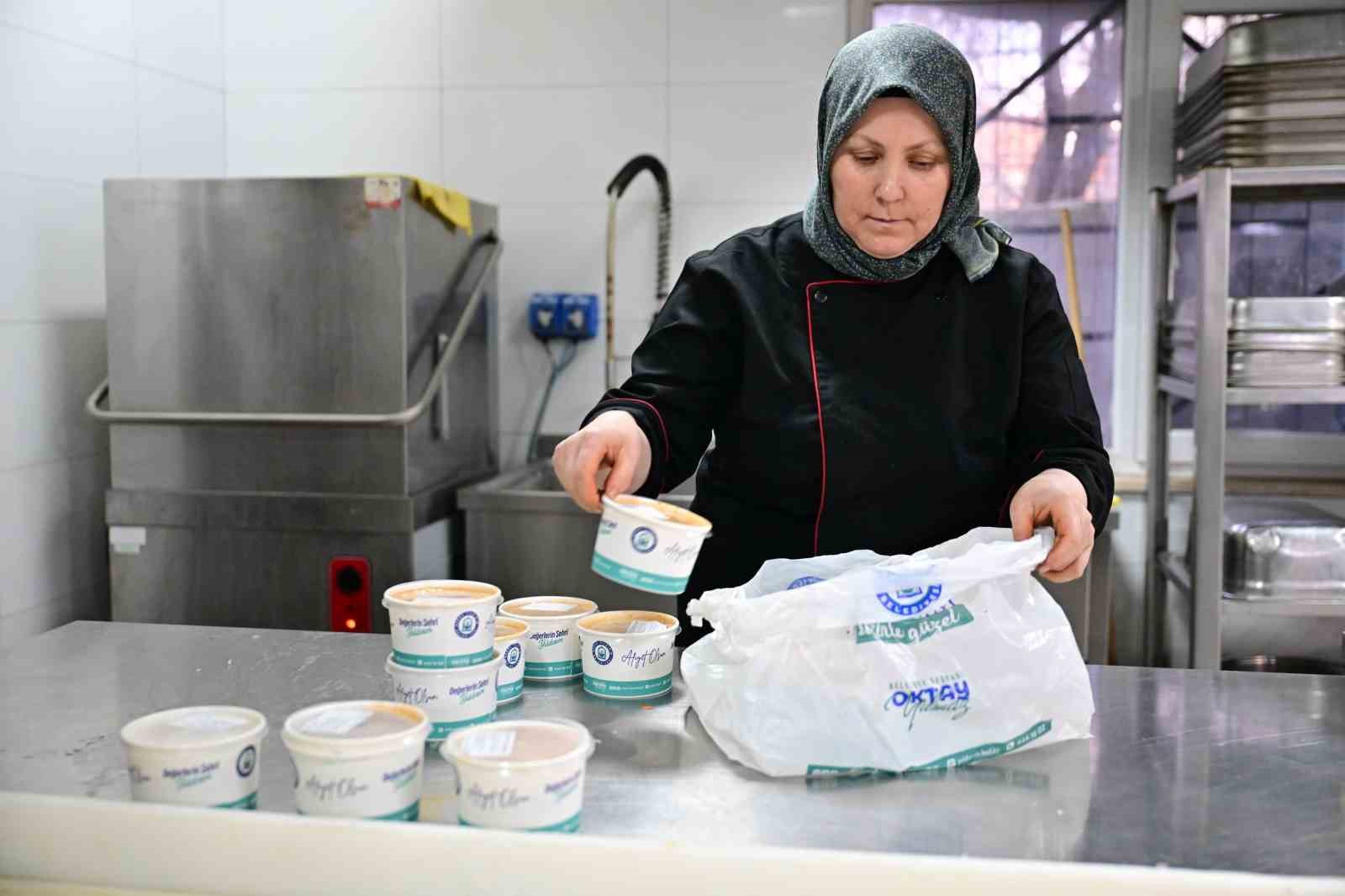 yildirimda gonuller de sofralar da bir 5 uVnGAPdE
