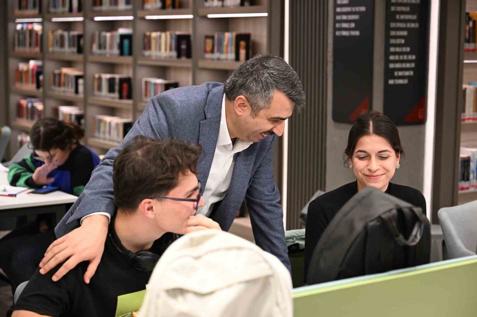 yildirimda kutuphaneler 25 milyon genci agirladi 0 5LbYsyIB