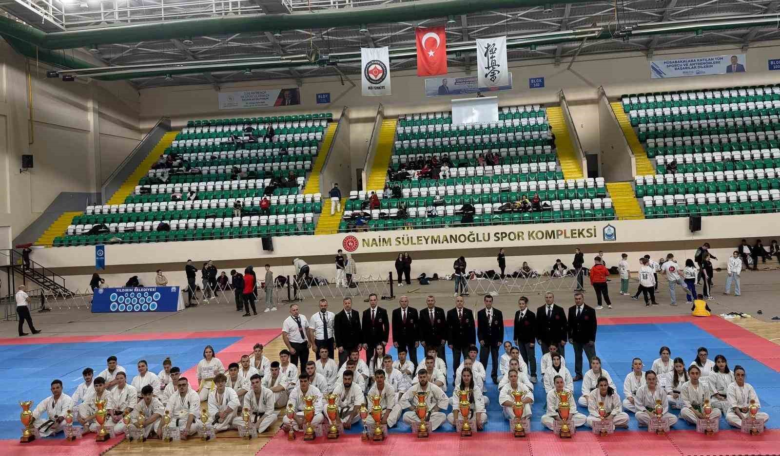 yildirimda kyokushin karate ruzgari 1 AIUdKv3y