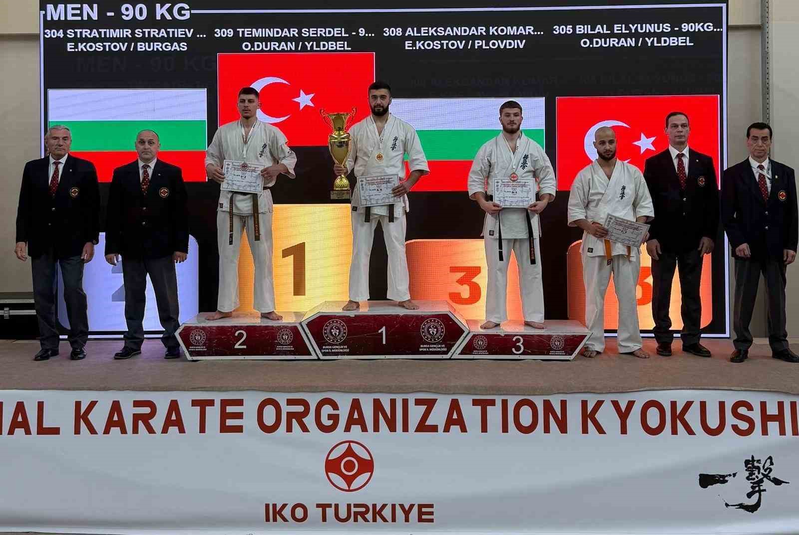 yildirimda kyokushin karate ruzgari 3 71K8yzCn