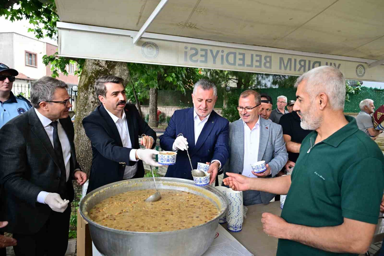 yildirimda mahalle ziyaretleri samanlida devam etti 2 MOUiXiep