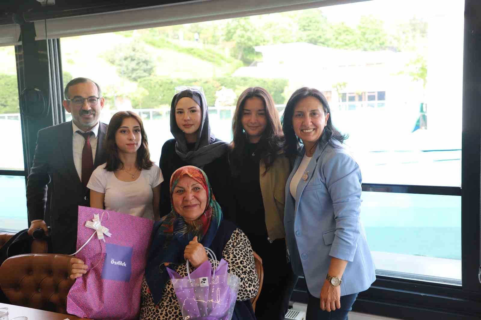 yildirimda nesiller bulusuyor projesi anneler gunu programiyla taclandi 1 hkGIHBWN