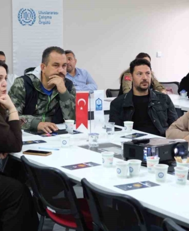 yildirimda-siddete-karsi-farkindalik-egitimi-ZSzStE6s.jpg