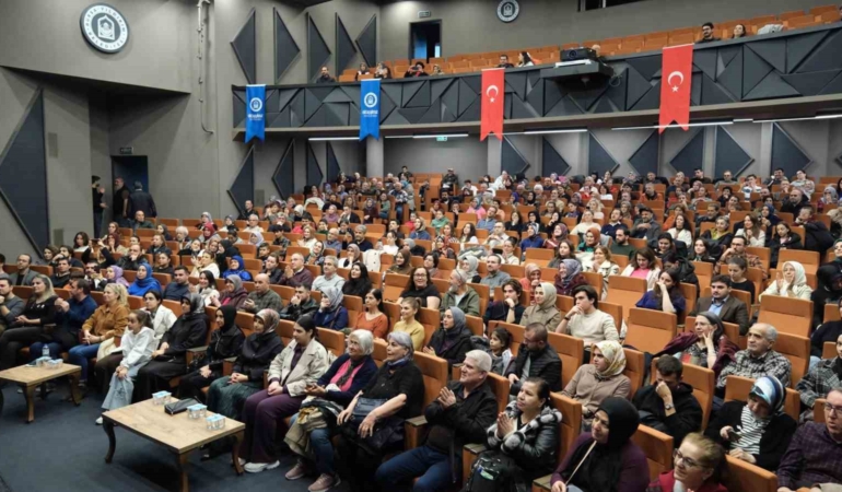 yildirimda-turk-muzigi-gecesi-GPnBpqgf.jpg