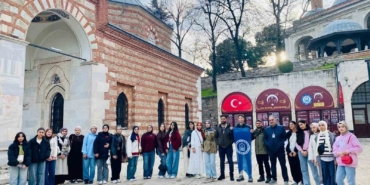 yildirimli-gencler-bursayi-kesfediyor-zxzgOIUe.jpg
