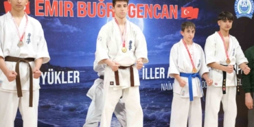 yildirimli-karatecilerden-madalya-yagmuru-ixTcW28V.jpg