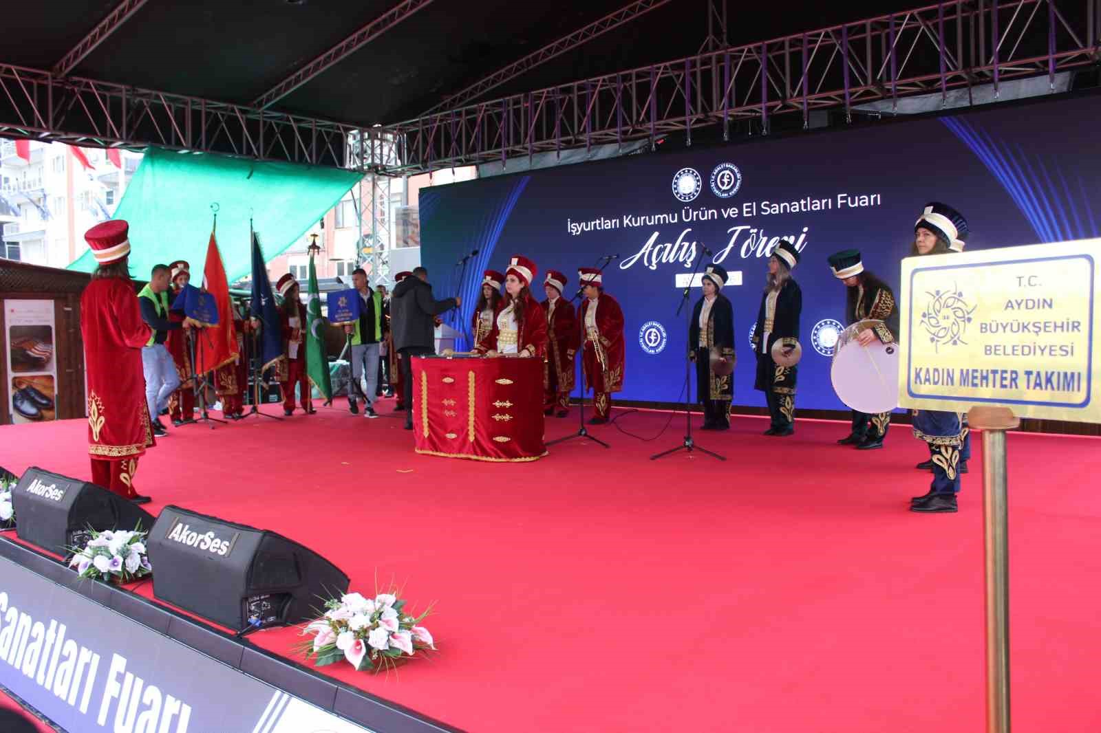 yilin ilk fuari aydinda kapilarini acti 10 9GTRKY9w