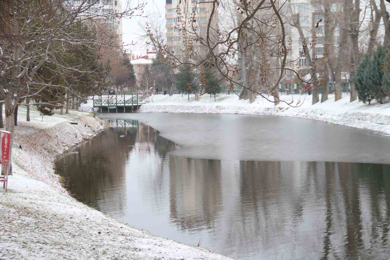 yilin son kari eskisehiri beyaza burudu 6 Azgy9GCi