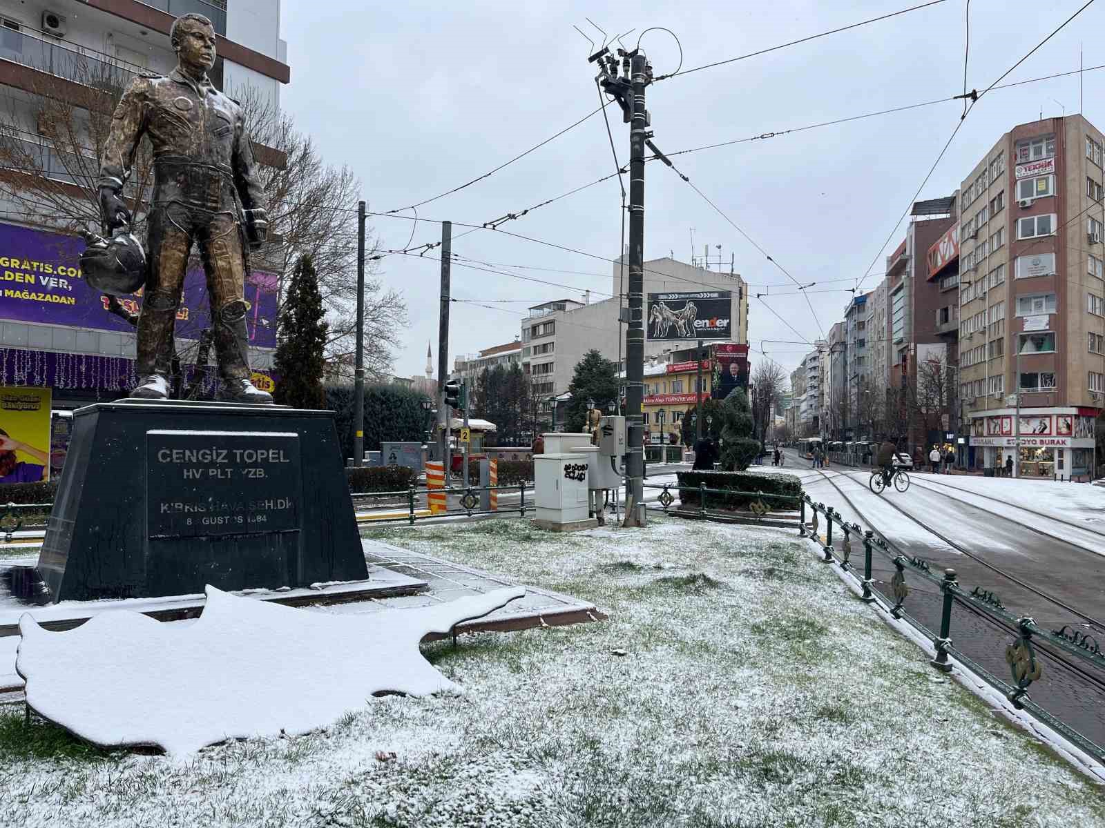 yilin son kari eskisehiri beyaza burudu 7 vWnuzeSY
