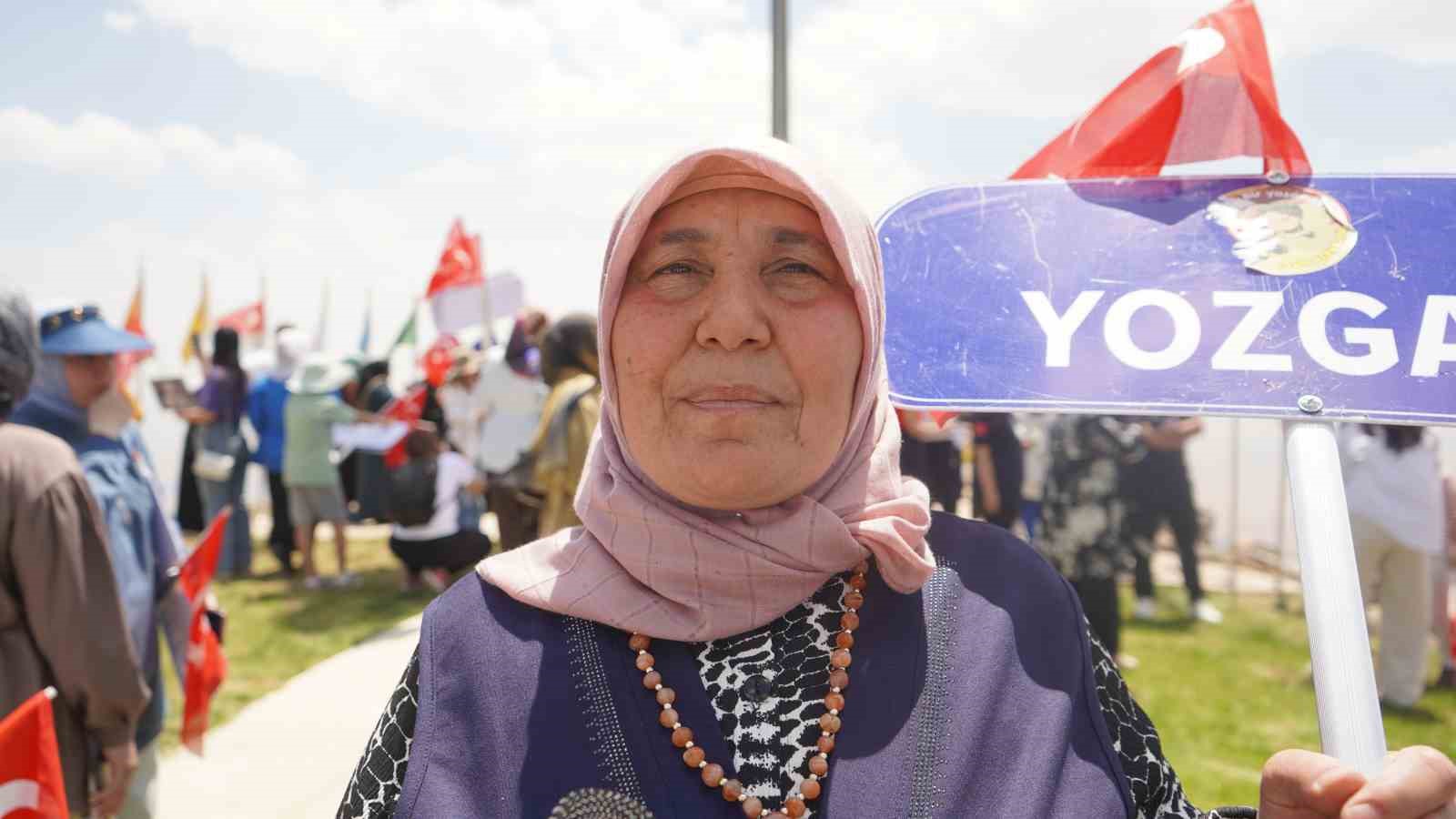 Yıllar sonra Cudi’de gözyaşı ve gurur: "Artık ocaklara ateş düşmesin diye omuz omuza yürüyoruz" 7 yillar sonra cudide gozyasi ve gurur artik ocaklara ates dusmesin diye omuz omuza yuruyoruz 1DpZzt4e
